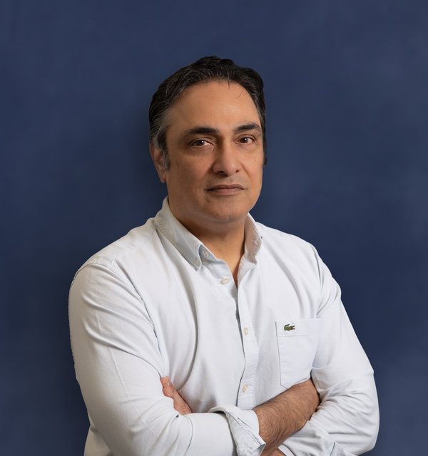 Portrait of Dr. Rohit Peshin